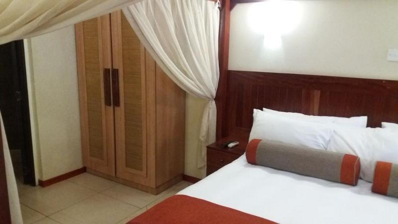 Cresta Mowana Safari Lodge คาซาเนอ ภายนอก รูปภาพ